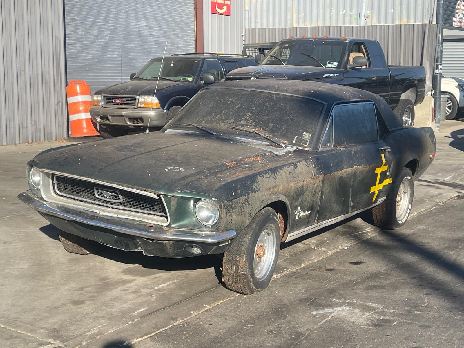 We Buy Junk Cars in Brooklyn, New York, Top Dollar, Same Day Pickup